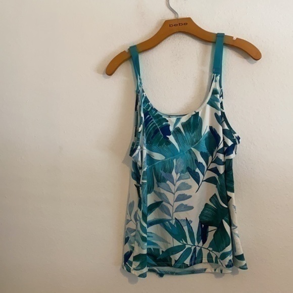 LINEA DONATELLA BLUE FLORAL TANK TOP SIZE LARGE - Picture 3 of 3
